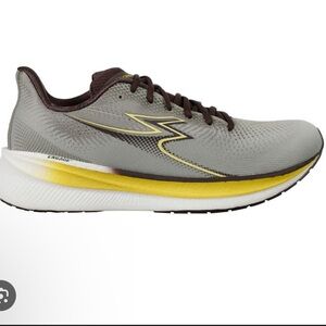 Men's Athletic Running Shoes - Gray and Yellow
